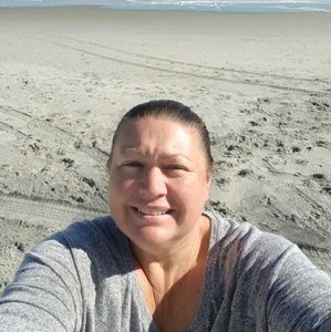 Meet your Posher, Holly